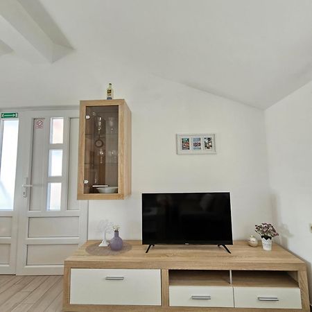 פירובאץ Apartment Vip מראה חיצוני תמונה