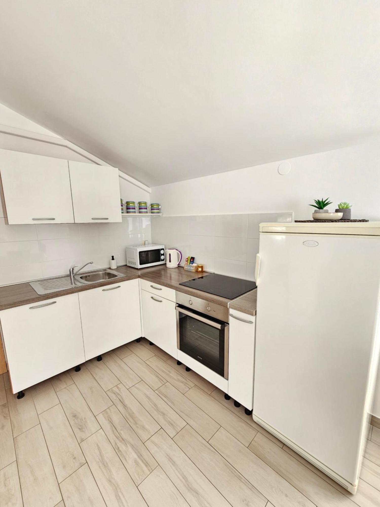 פירובאץ Apartment Vip מראה חיצוני תמונה
